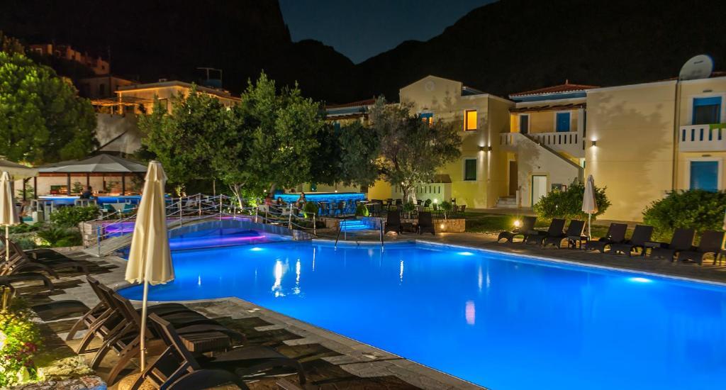Pearl Bay Hotel Apartments Vrontádos Buitenkant foto